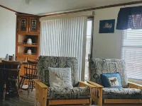 Peaceful/Beautiful Mountain Views & centrally located to all the mountain fun Hotels in Eagle Nest