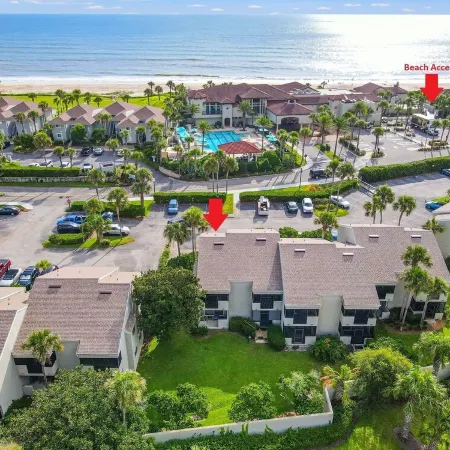 Light, Airy Luxury Condo Steps from Private Beach
