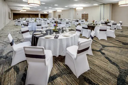 Doubletree by Hilton Huntington