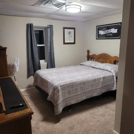 Large 2 Bedroom on Wooded Lot, Pool Opens Memorial Day,  Min to Pennstate