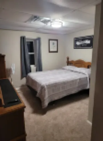 Large 2 Bedroom on Wooded Lot, (Pool-Closed), (Hot Tub-Open) Min to Pennstate