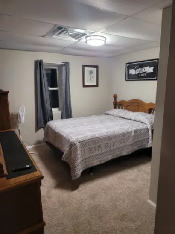 Large 2 Bedroom on Wooded Lot, (Pool-Closed), (Hot Tub-Open) Min to Pennstate