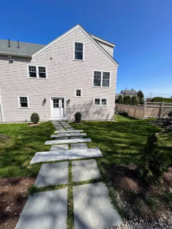 Lighthouse View Cape Porpoise Cottage Отели в г. Кеннебанкпорт