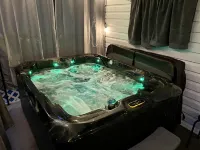 2-Bedroom- Hot Tub-Pool-NRG-Hawks Nest State Park-No Cleaning Fee!