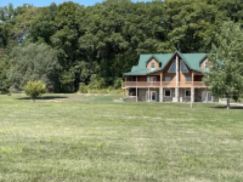 Newly Built Lodge Nestled in a Gorgeous Setting