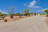 NW Tucson house with beautiful views of the Catalina Mountains