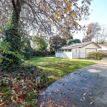 Gateway to Yosemite, Mins to UC Merced, Beautiful 3 Bedroom, 2 Bath home.