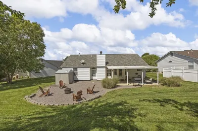 Sage Haven Ranch Retreat, Yard, Fire Pit, BBQ, Office space, Close to shopping