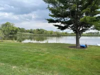 Rock River Retreat Boathouse Bungalow...Relax, Refresh, and Enjoy this Zen Den