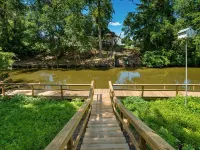 Industrial Style Loft With Access To Buckeye Lake! Hotels in Fairfield County