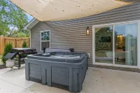 Hot Tub/Playground/12 min to Horse Park/30min Ark