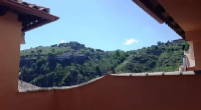 TERRACE APARTMENT. Building TOLEDO MAGICO. 2 people.