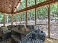 Stunning Luxury Home: Majestic Massanutten Views with New Hot Tub Hotels in Massanutten