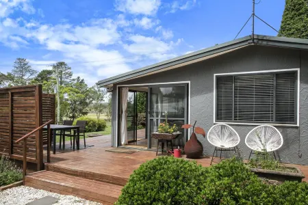 Twin Oaks Cottage - Fitzroy Falls Отели в г. Фицрой Фолс