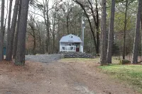 Little House in the Pine Woods Hotels in Le Flore County