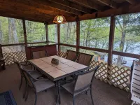 Northwoods Nirvana! Cozy Winter Cabin on Catfish Lake