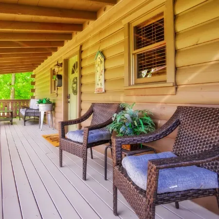 Get Hip ~ Close 2 Attractions - Hot Tub - Firepit - King Suite - Flat Drive