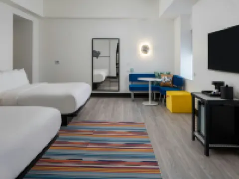 アロフト メンフィス ダウンタウン メンフィスのホテル