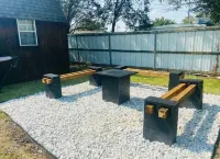 Adversity Home - Open Concept, Firepit and Pacman Machine. Close to I-40/Airport Walgreens附近的飯店