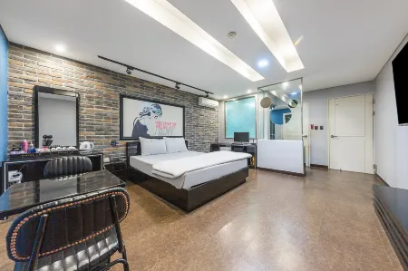 Daegu Pyeongni-Dong J Jay