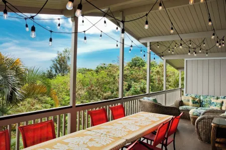 Beautiful Pool with Stunning Ocean and Sunset Views