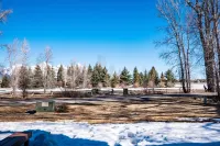Townhouse near GTNP and Yellowstone -Spectacular Views - 2-3 bed-2 bath