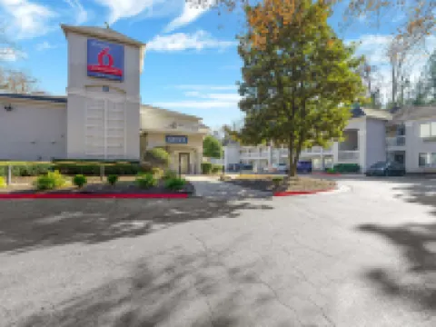Studio 6 Extended Stay - Tucker, GA - Atlanta Northlake Hotels in Tucker