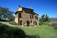 Panoramic villa w/ private infinity pool & garden