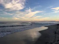 Hamptons Waterfront- On A Sandy Beach- Relax & GetawaySH)