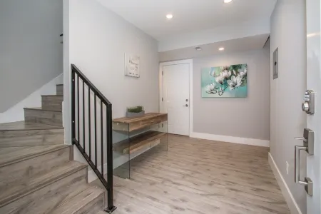 Luxury living minutes from the heart of SF! One block away from Bart station.