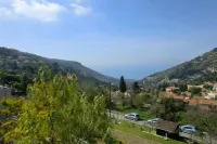 Sea view villa with garden and 2 terraces near Monaco Hotels in La Turbie