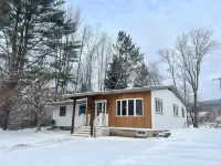 Enjoyable a cabin on the Black river with WiFi in Ludlow for a cozy stay Hotels near Okemo Mountain Resort