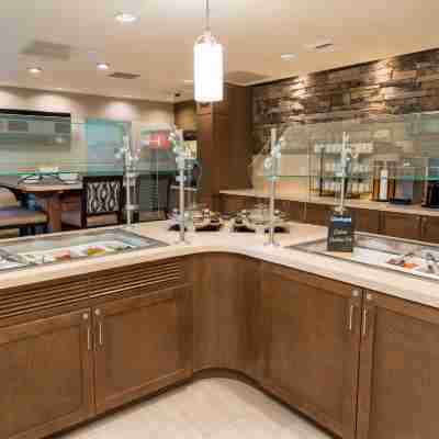 Staybridge Suites Coeur d'Alene Dining/Meeting Rooms