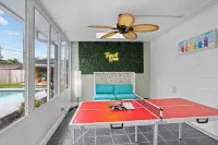 Serenity, Tranquility, Relaxed! 10 Min Drive to Bucees, Speedway, and Beaches!!!