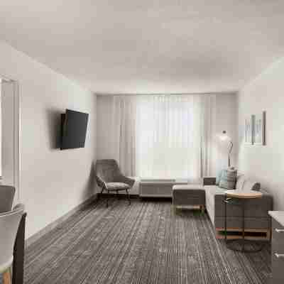 TownePlace Suites Chicago Naperville Rooms