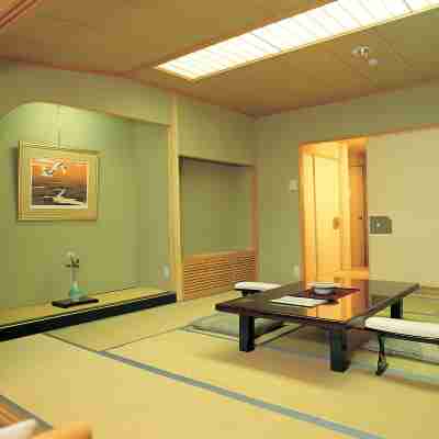 鳴子飯店 Rooms