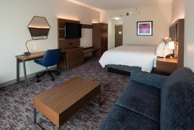 Holiday Inn Express & Suites Little Rock Downtown