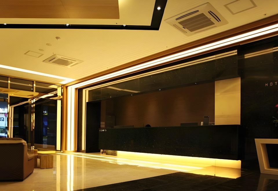 Modern Bathroom