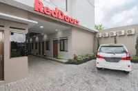 RedDoorz Syariah @ Boemi Guesthouse Tasikmalaya Hotel di Cihideung