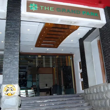 The Grand Park Hotel