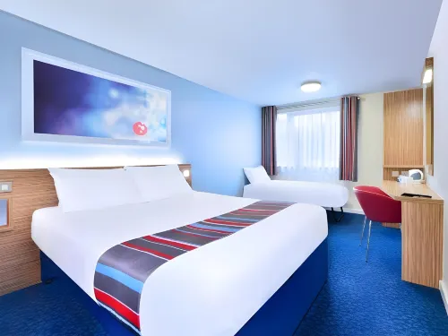 Travelodge Chichester Central - parking