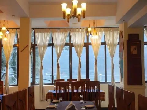 經典購物中心酒店