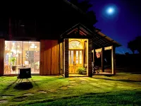 Buster's Barn at Grant Farm
