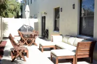 Clearwater Beach Condo 3 BR fits 6-8 ppl