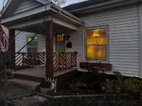 Charming 3-bedroom Craftsman house in delightful Willow Springs, MO