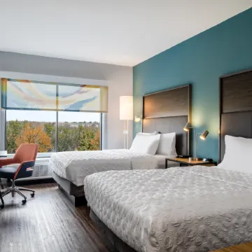 Tru by Hilton Chesapeake Greenbrier