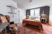 Main Street Stay Các khách sạn ở Lindsborg