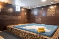 Bellevue Park Hotel Riga with Free Parking - Bathtub