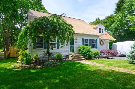 IN-GROUND POOL, Close to Beach/Vineyards, Wickford, Newport & Narragansett