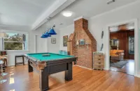Seaside Serenity: 3BR/2BA Coastal Retreat